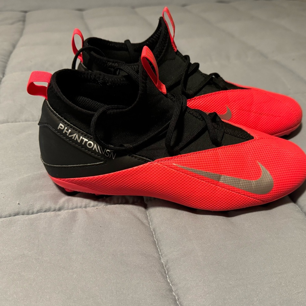 Nike Phantom Vision Soccer Boot